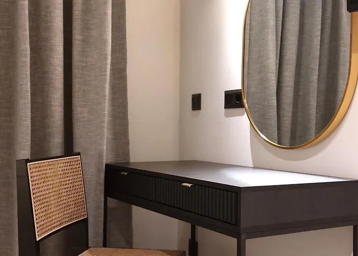 Eros And Psyche מלון נידרי